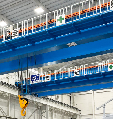 工場内クレーン(彩都事業所)